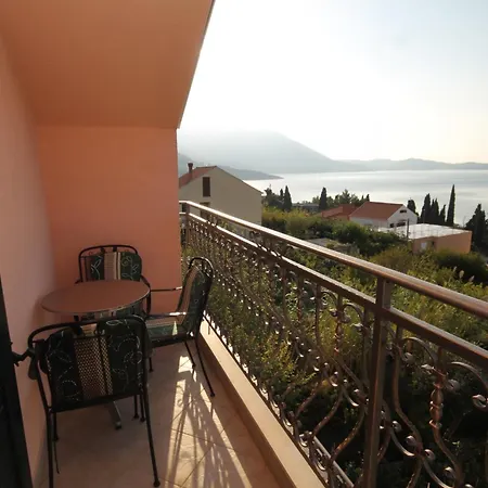 With A Parking Space Mlini, Dubrovnik - 8569 Apartment Mlini
