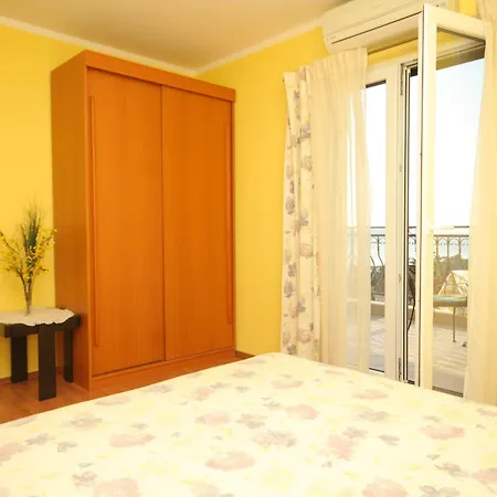 With A Parking Space Mlini, Dubrovnik - 8569 *