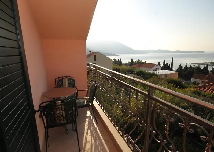 With A Parking Space Mlini, Dubrovnik - 8569 Apartman Mlini